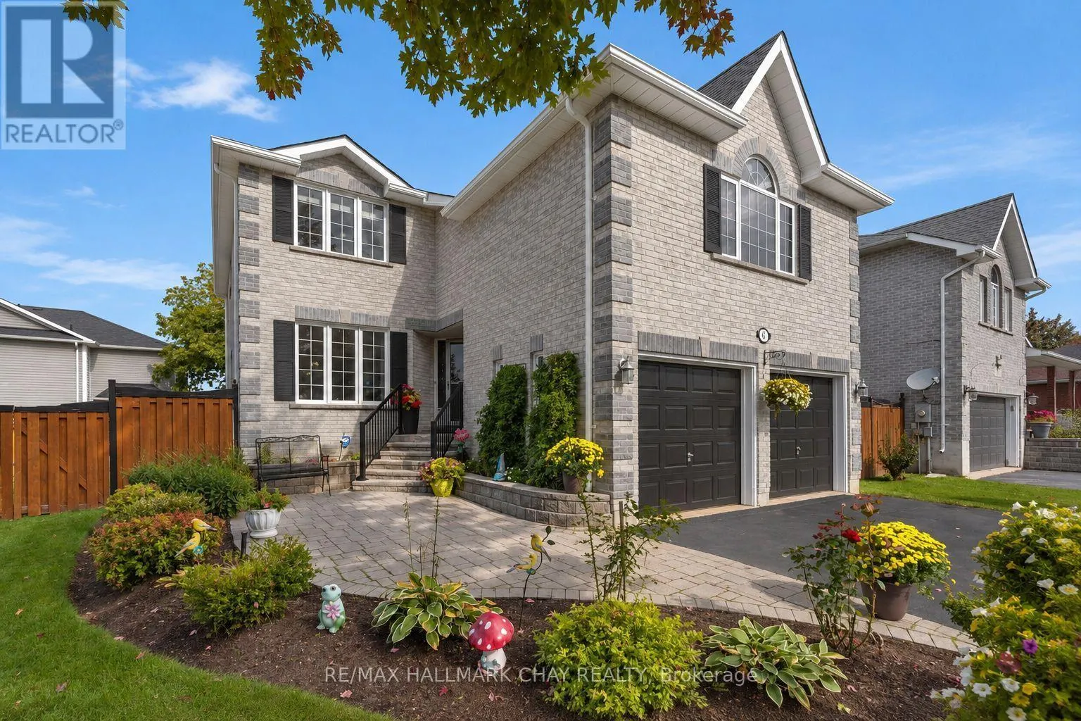 6 WHISPERING PINE PLACE