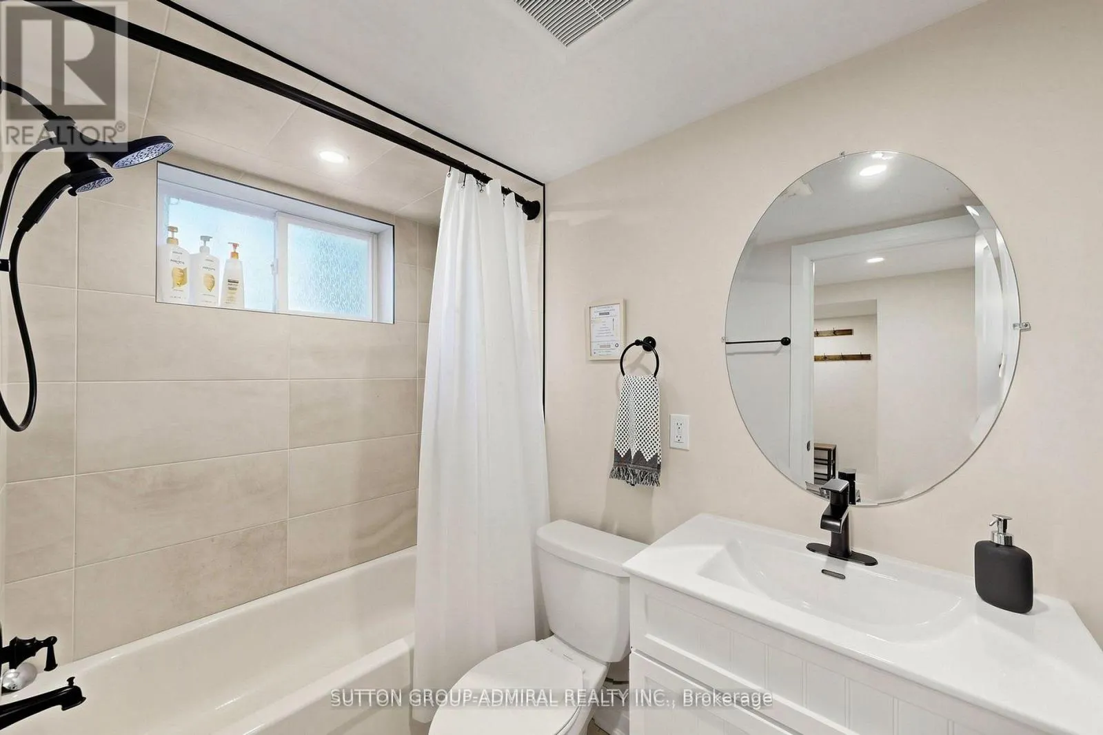 28 TIMCOURT DRIVE
