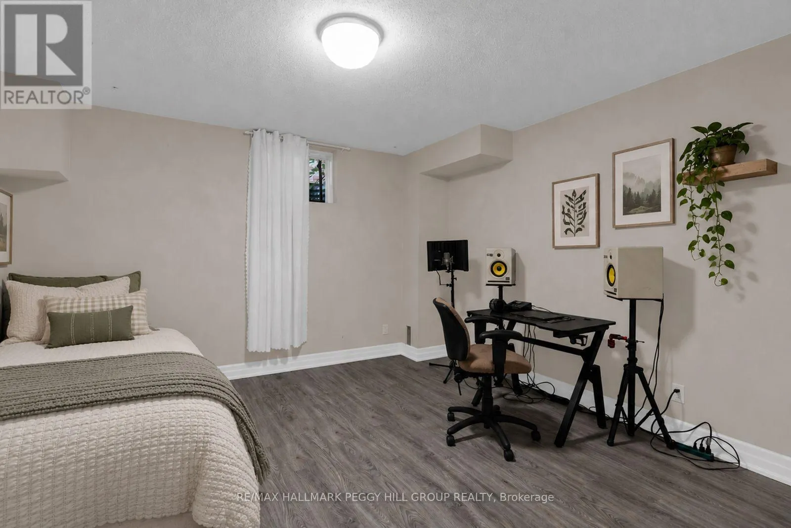 184 GOLDEN MEADOW ROAD