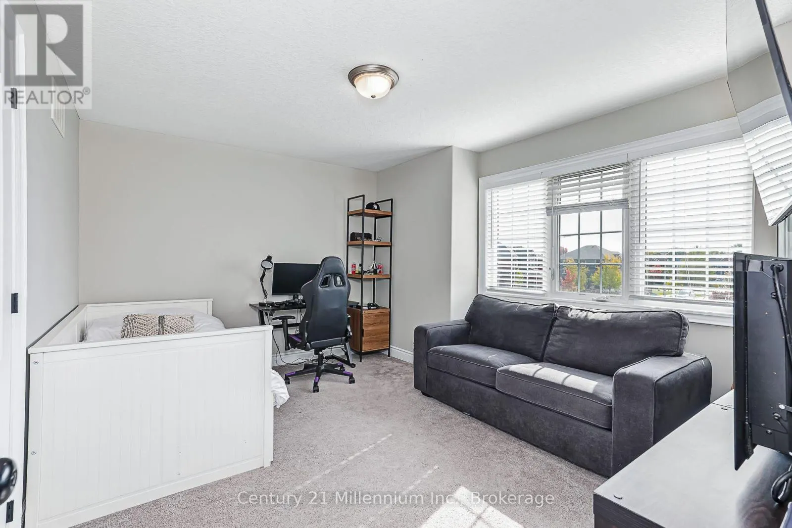 13 GILPIN CRESCENT