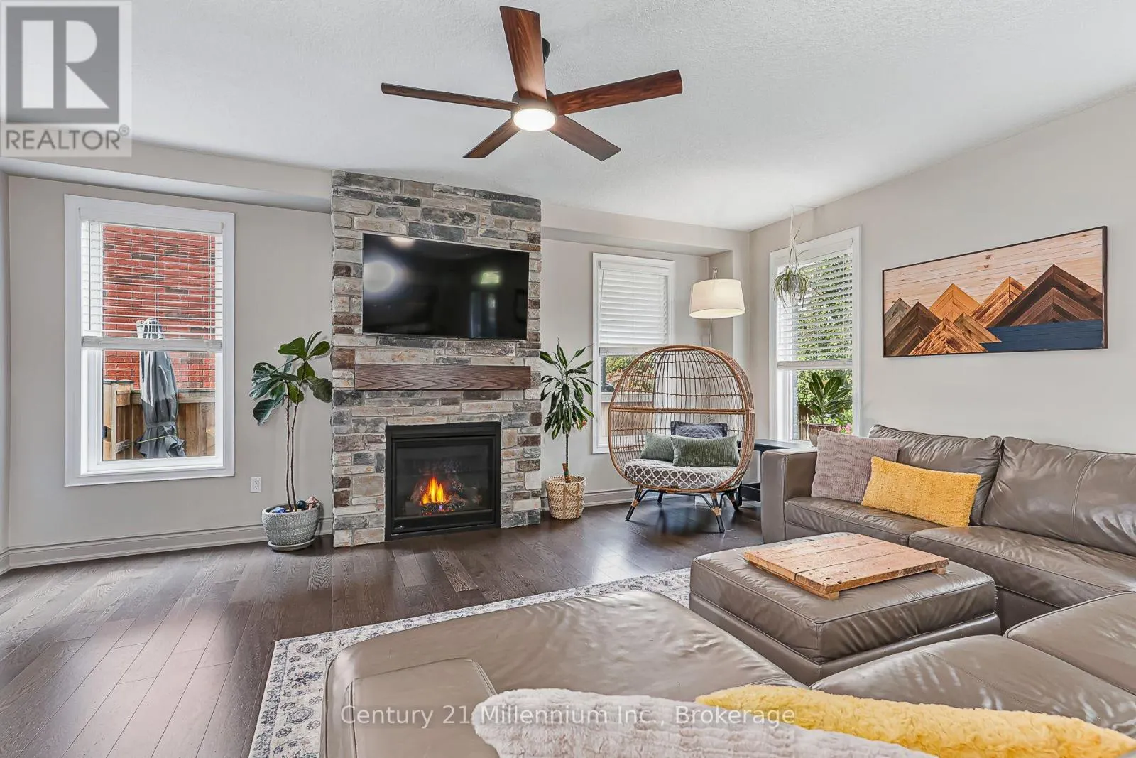 13 GILPIN CRESCENT