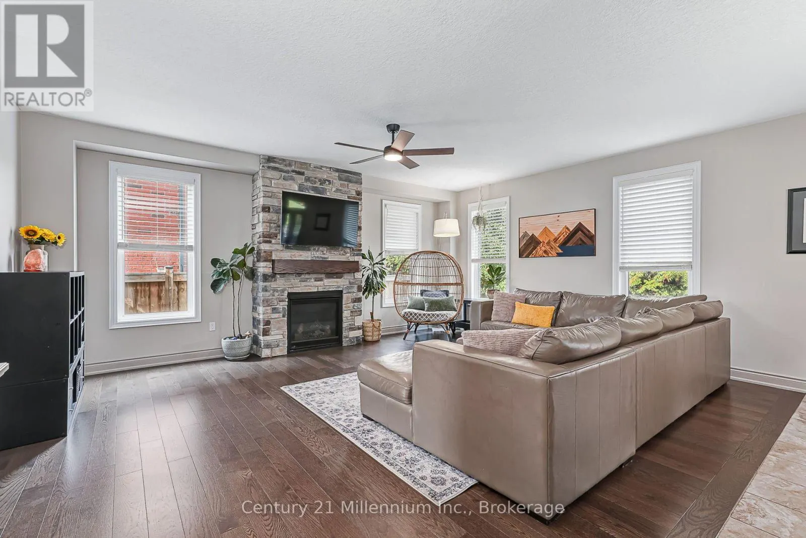 13 GILPIN CRESCENT