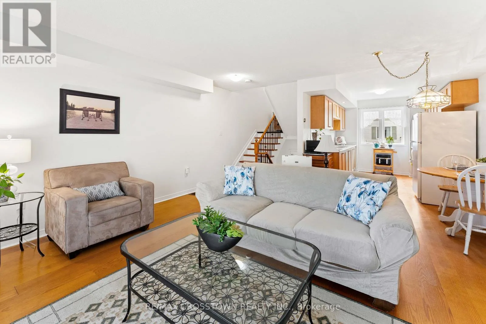 B1 - 440 YONGE STREET