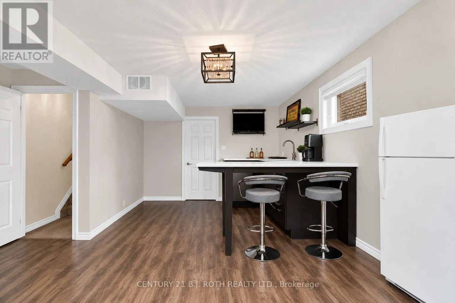 237 PRINGLE DRIVE