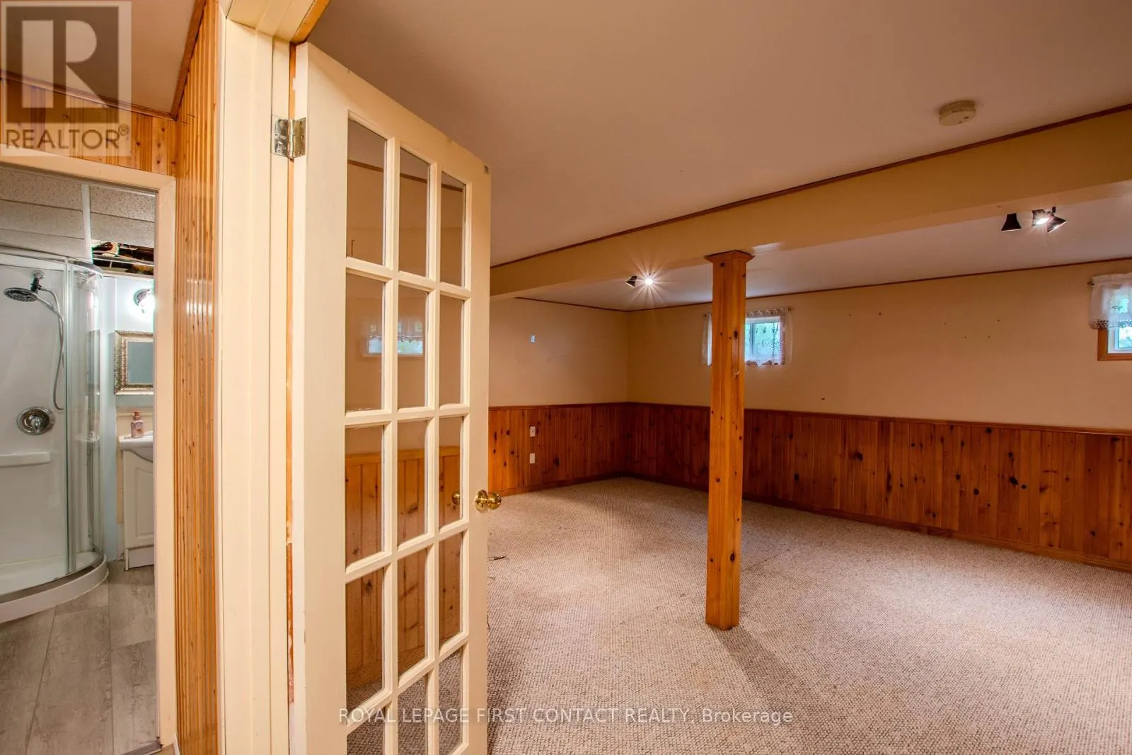 12 DAPHNE CRESCENT