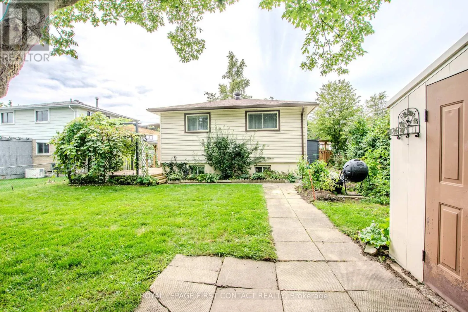 12 DAPHNE CRESCENT