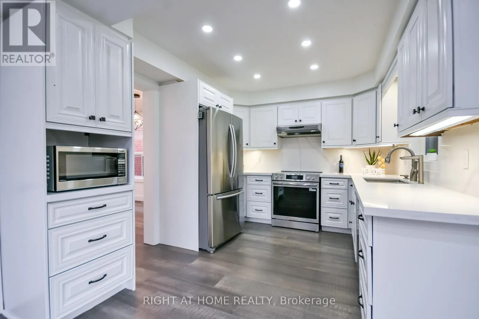 112 BIRCHWOOD DRIVE
