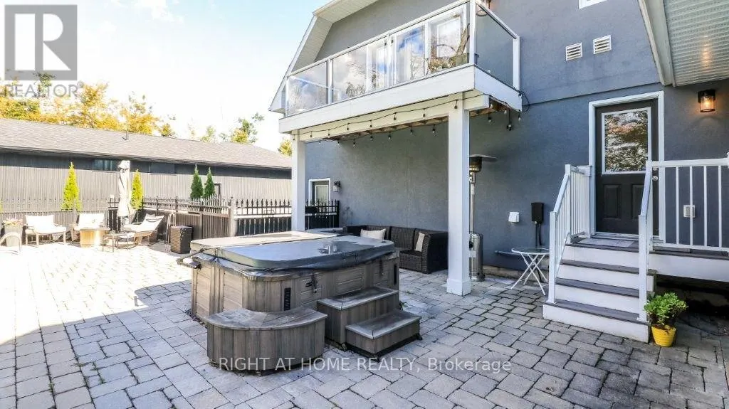 44 HIGHLAND DRIVE