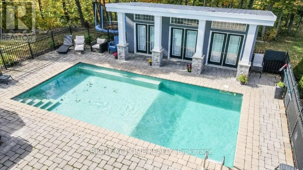 44 HIGHLAND DRIVE