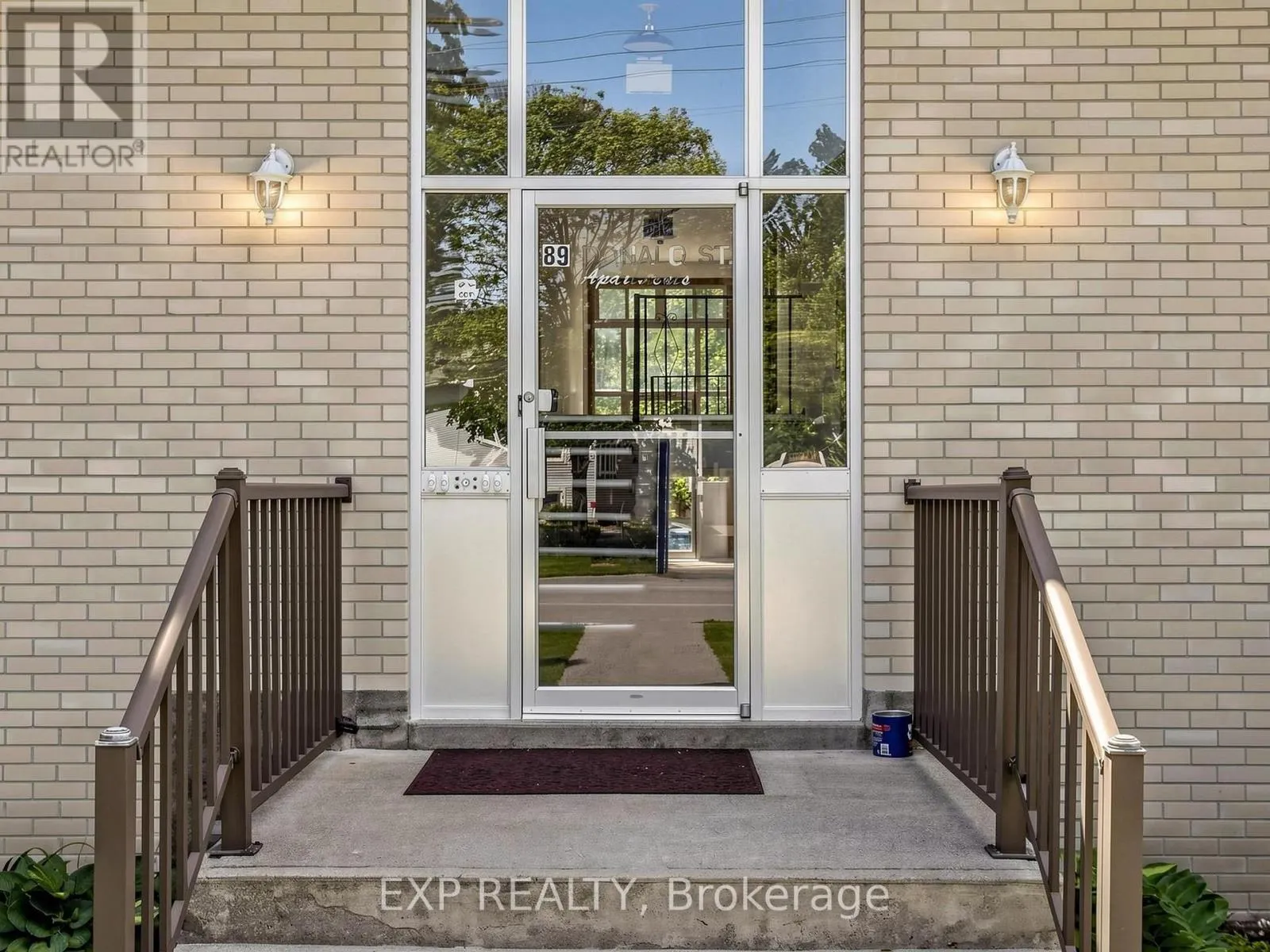 89 DONALD STREET
