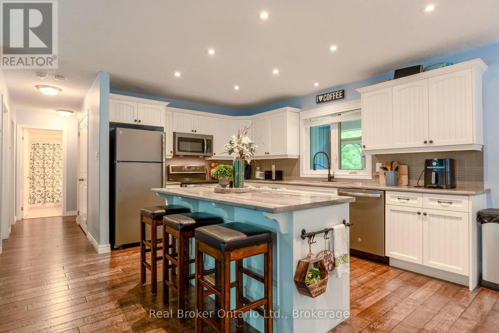204 GOLF COURSE ROAD