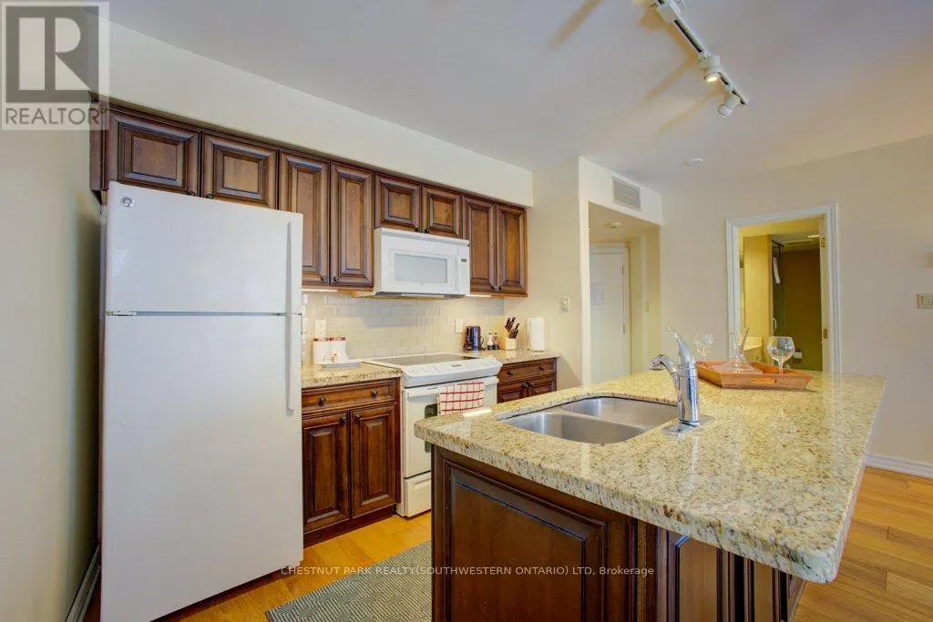 2264 - 90 HIGHLAND DRIVE