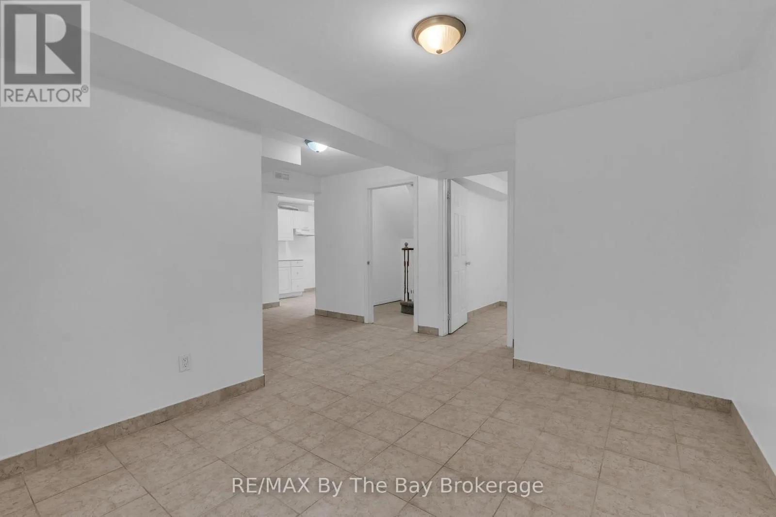 5 BRILLINGER DRIVE