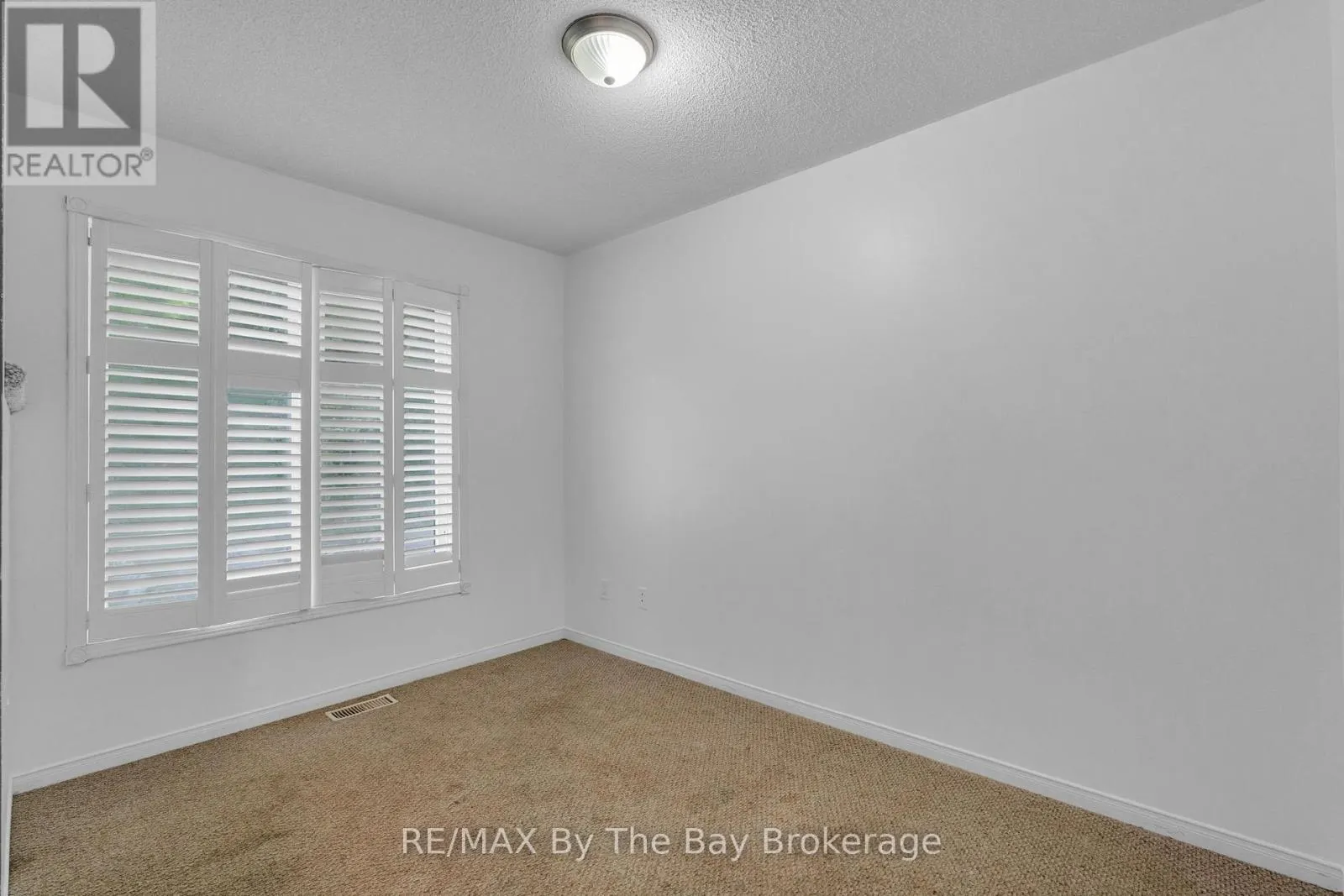 5 BRILLINGER DRIVE
