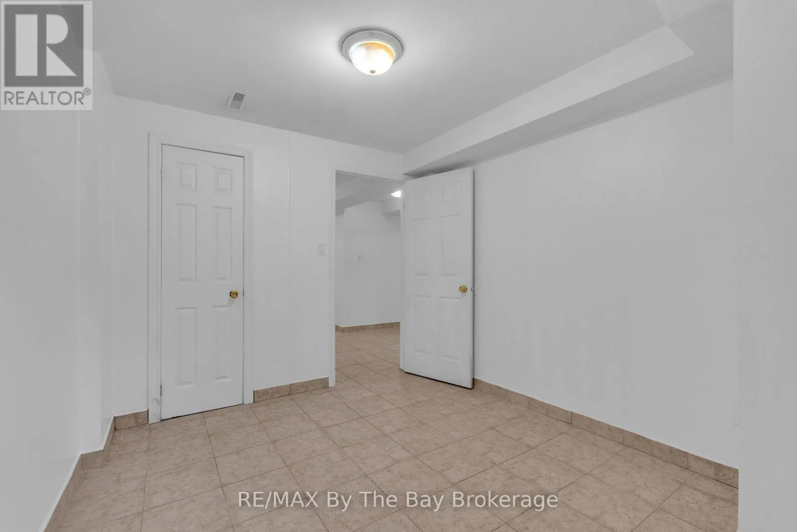 5 BRILLINGER DRIVE
