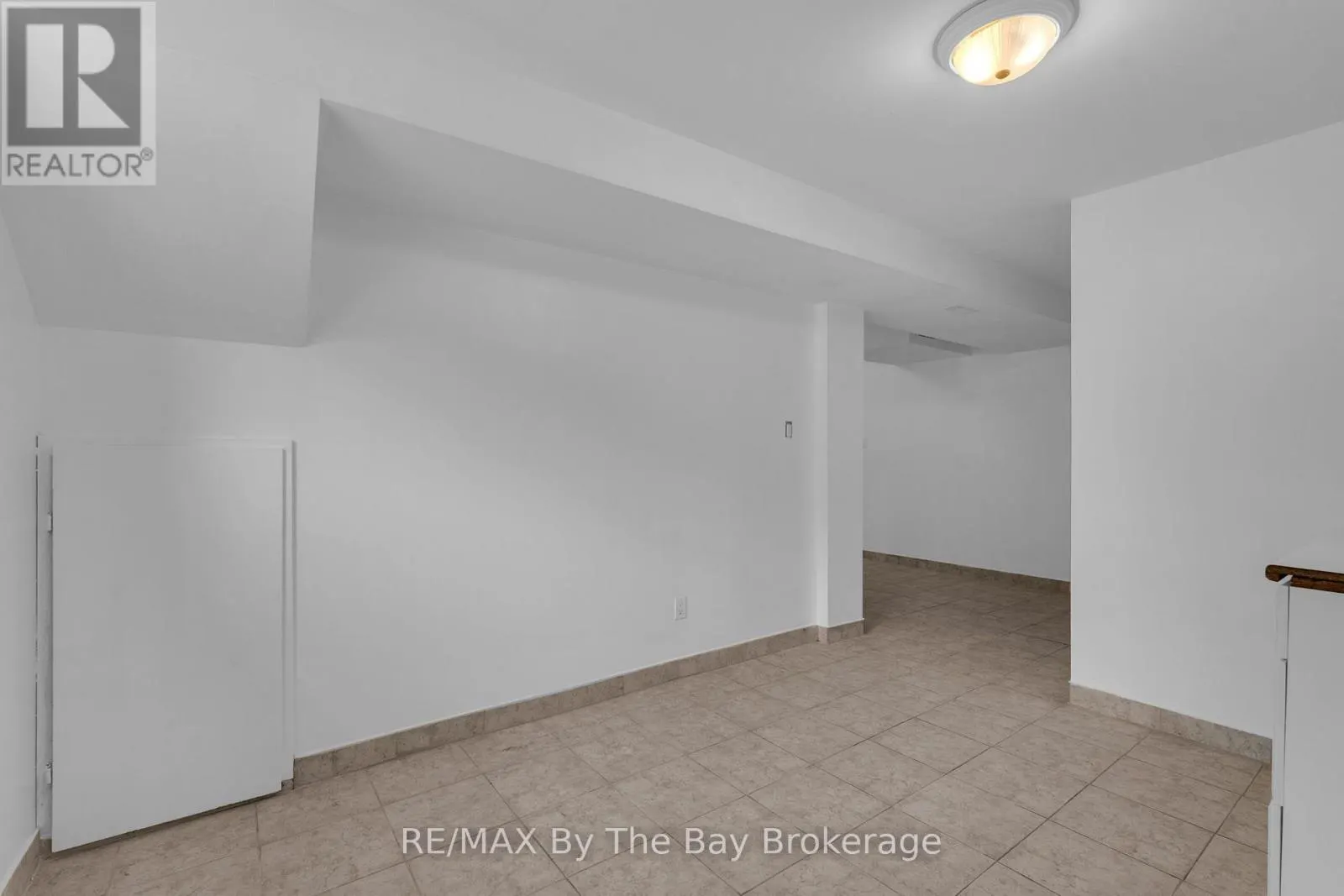 5 BRILLINGER DRIVE