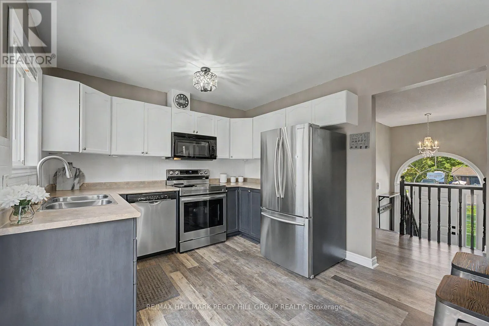 6 ROSEMARIE DRIVE