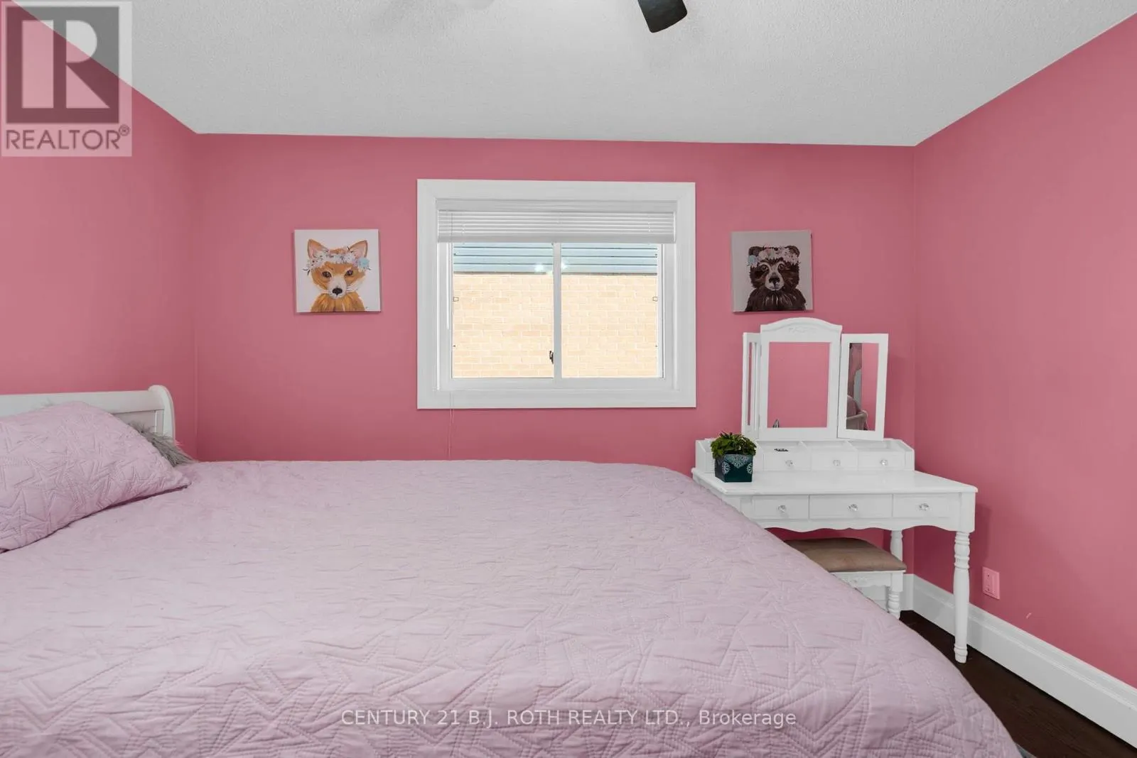 2 BRUSHWOOD CRESCENT