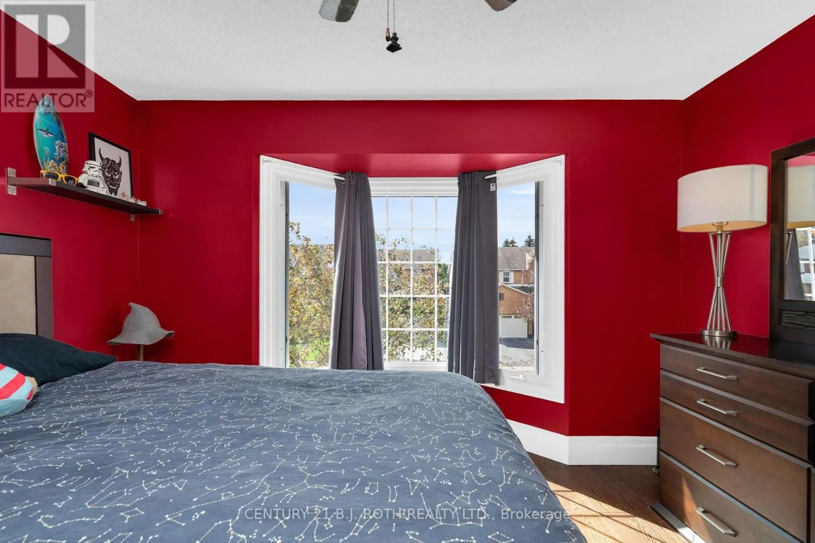 2 BRUSHWOOD CRESCENT