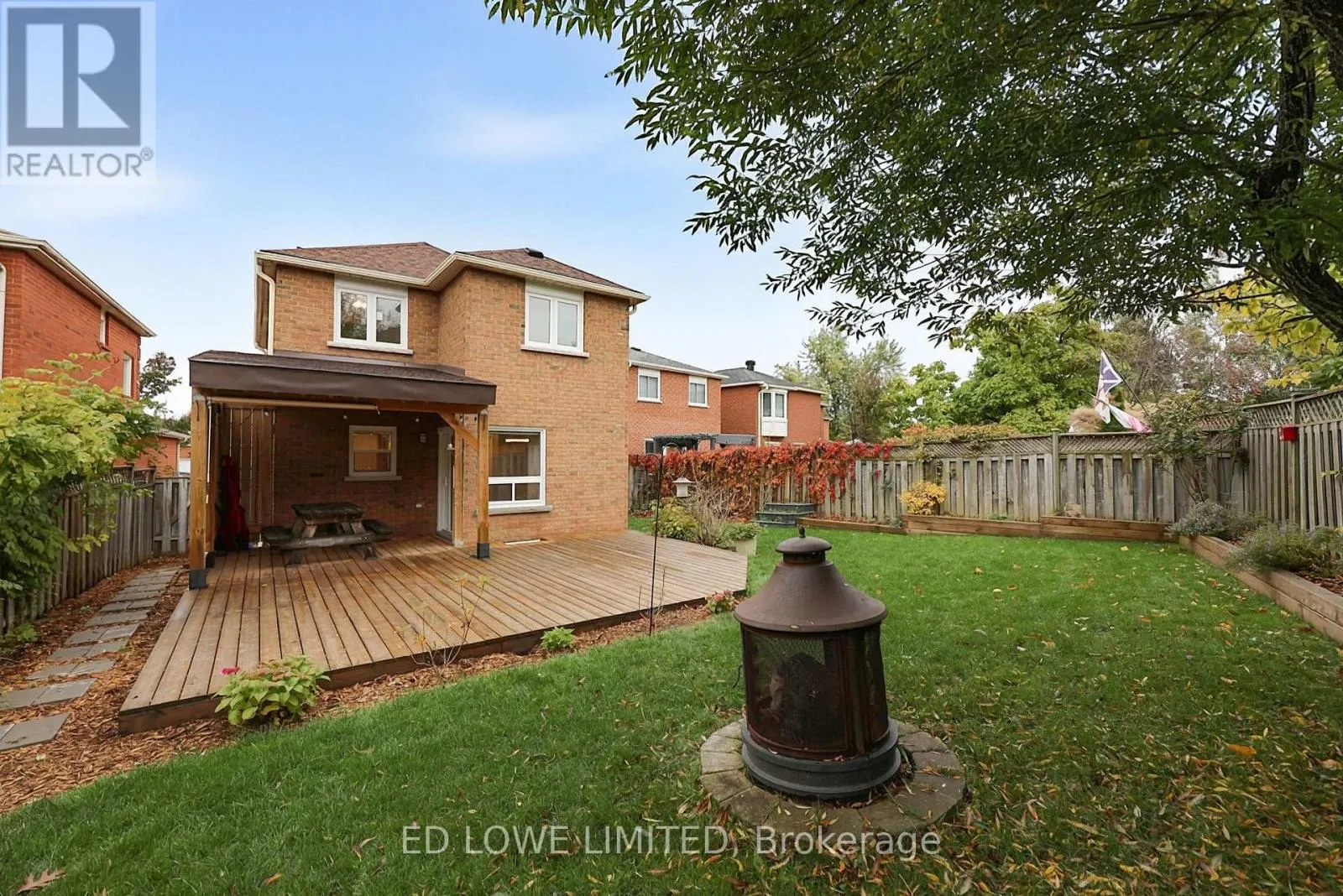 63 WEATHERUP CRESCENT