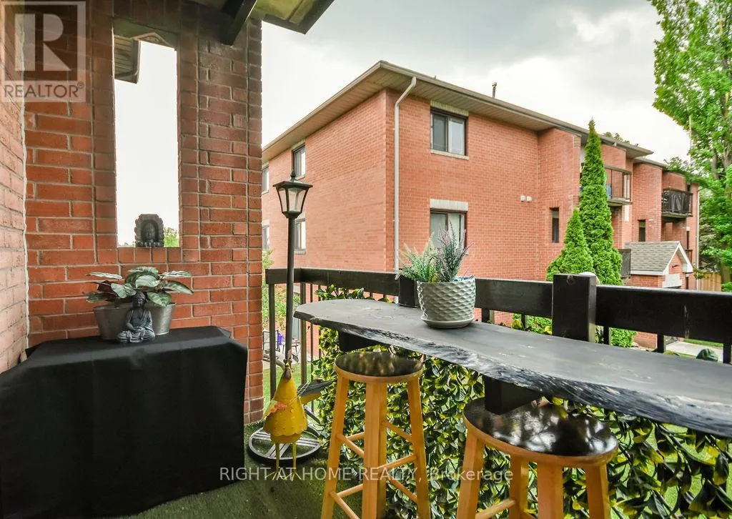 B6 - 179 EDGEHILL DRIVE