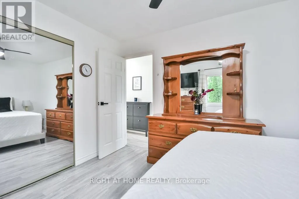 B6 - 179 EDGEHILL DRIVE