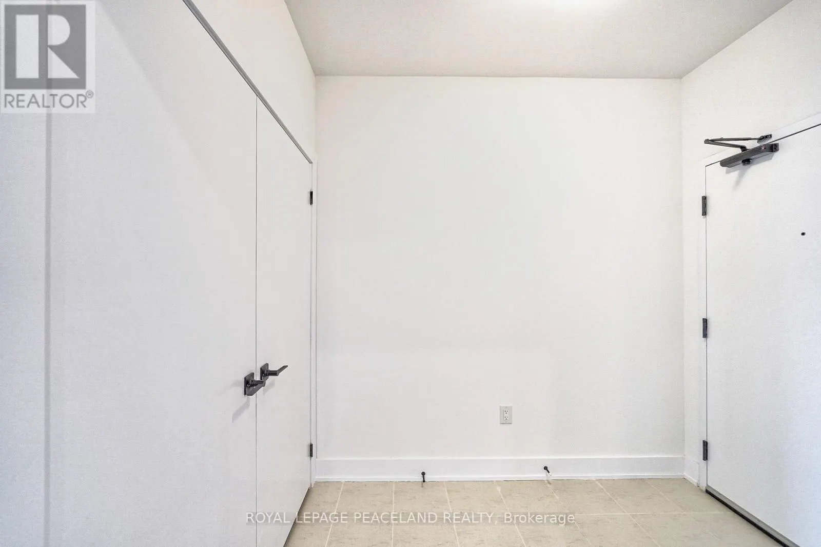 412 - 1 CHEF LANE