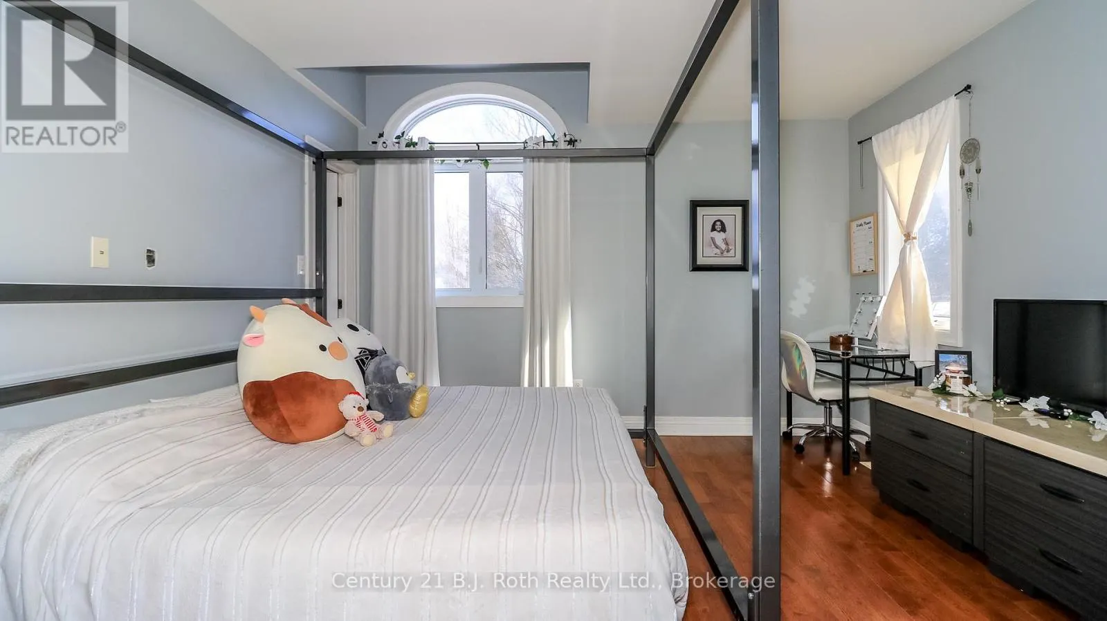 3276 TURNBULL DRIVE