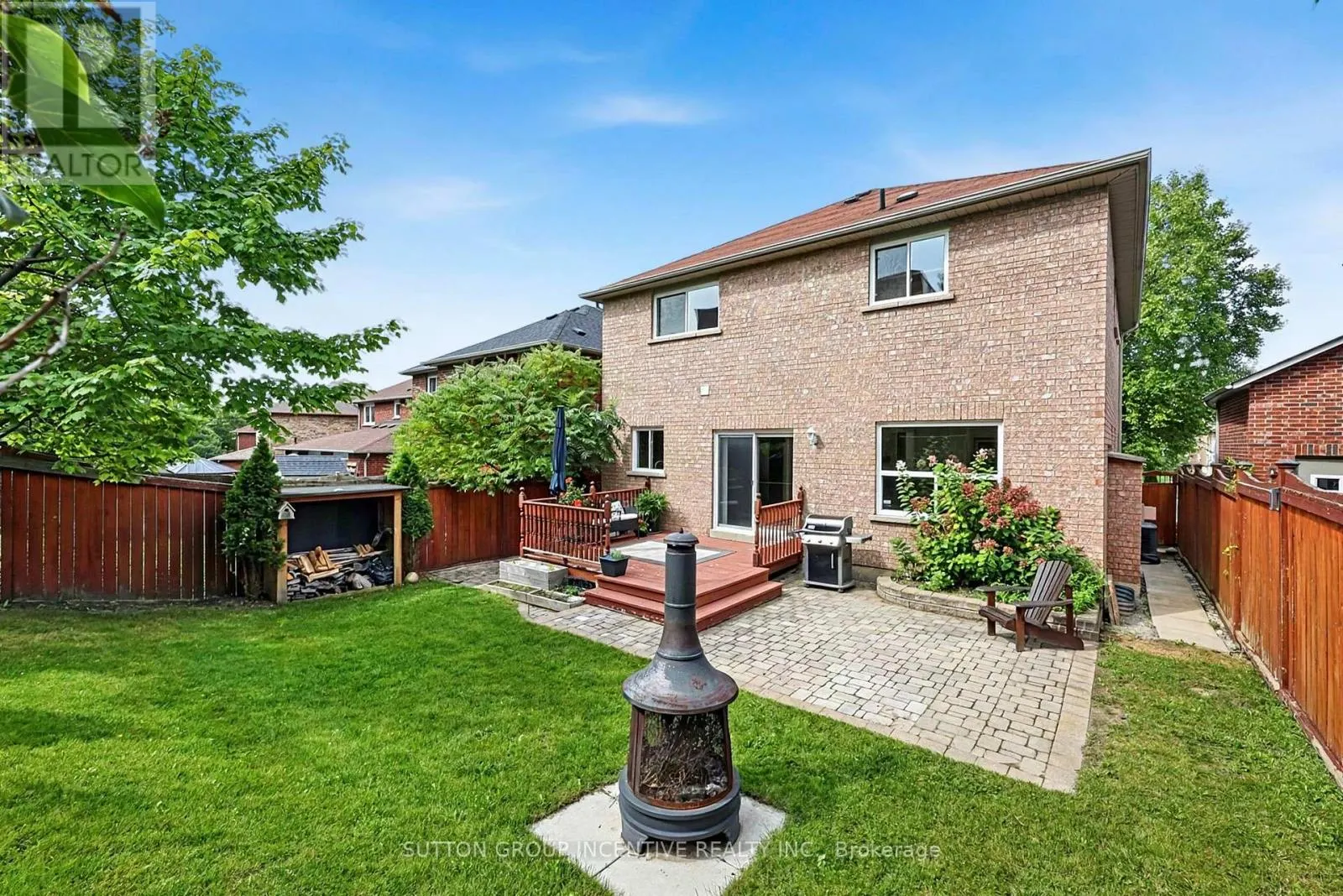 23 PRINCE OF WALES DRIVE