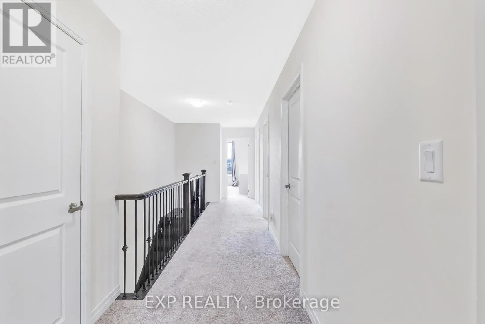 122 TURNBERRY LANE