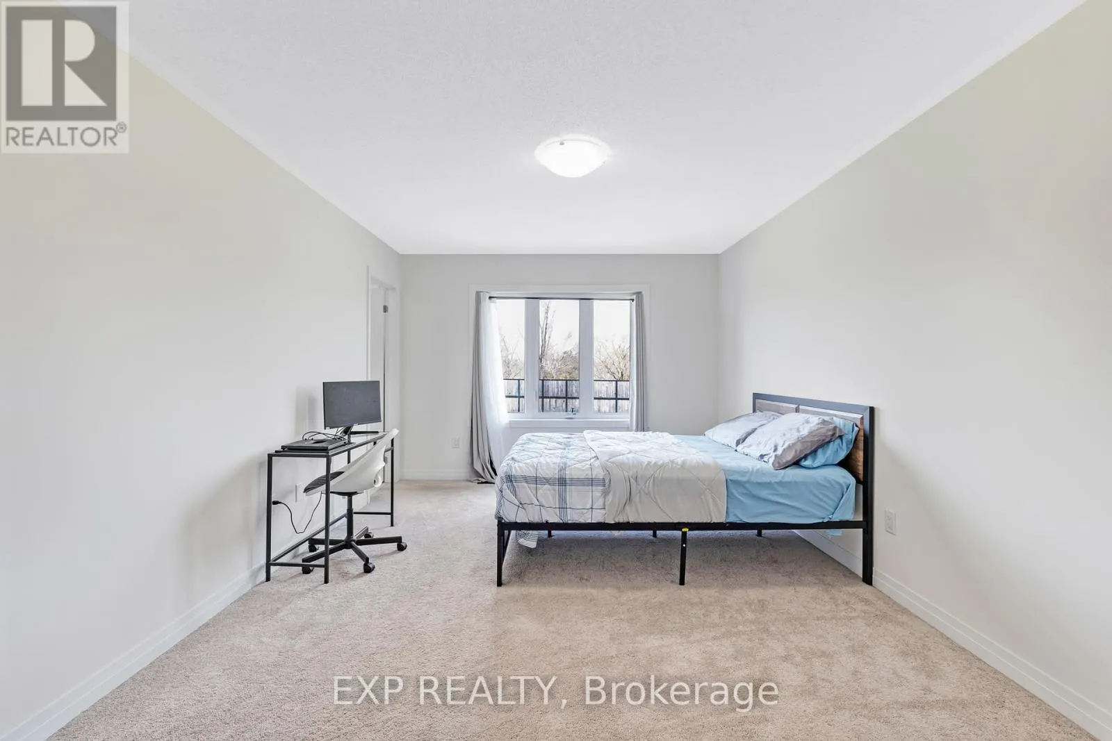122 TURNBERRY LANE
