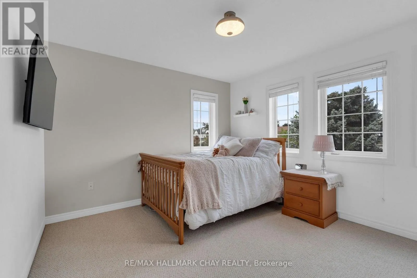 46 BIRKHALL PLACE
