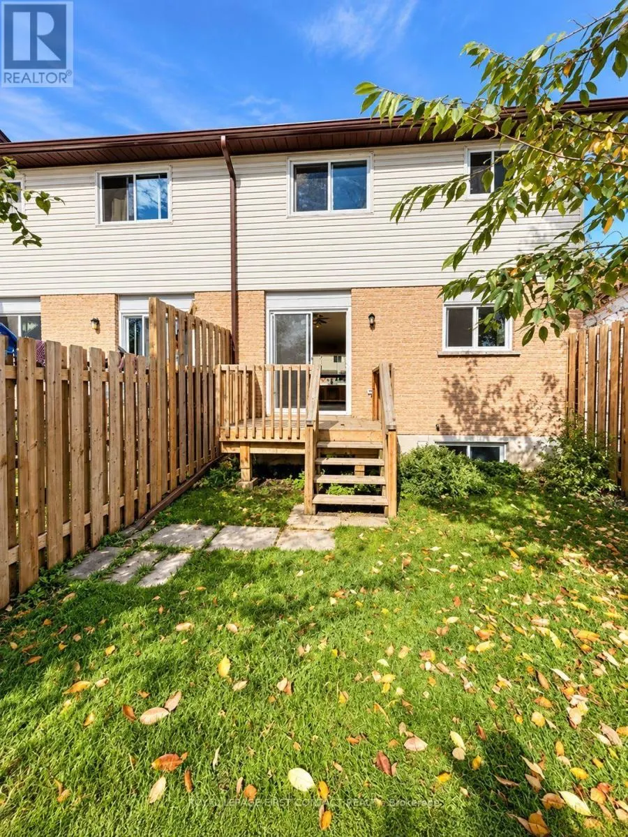 44 - 1095 MISSISSAGA STREET W
