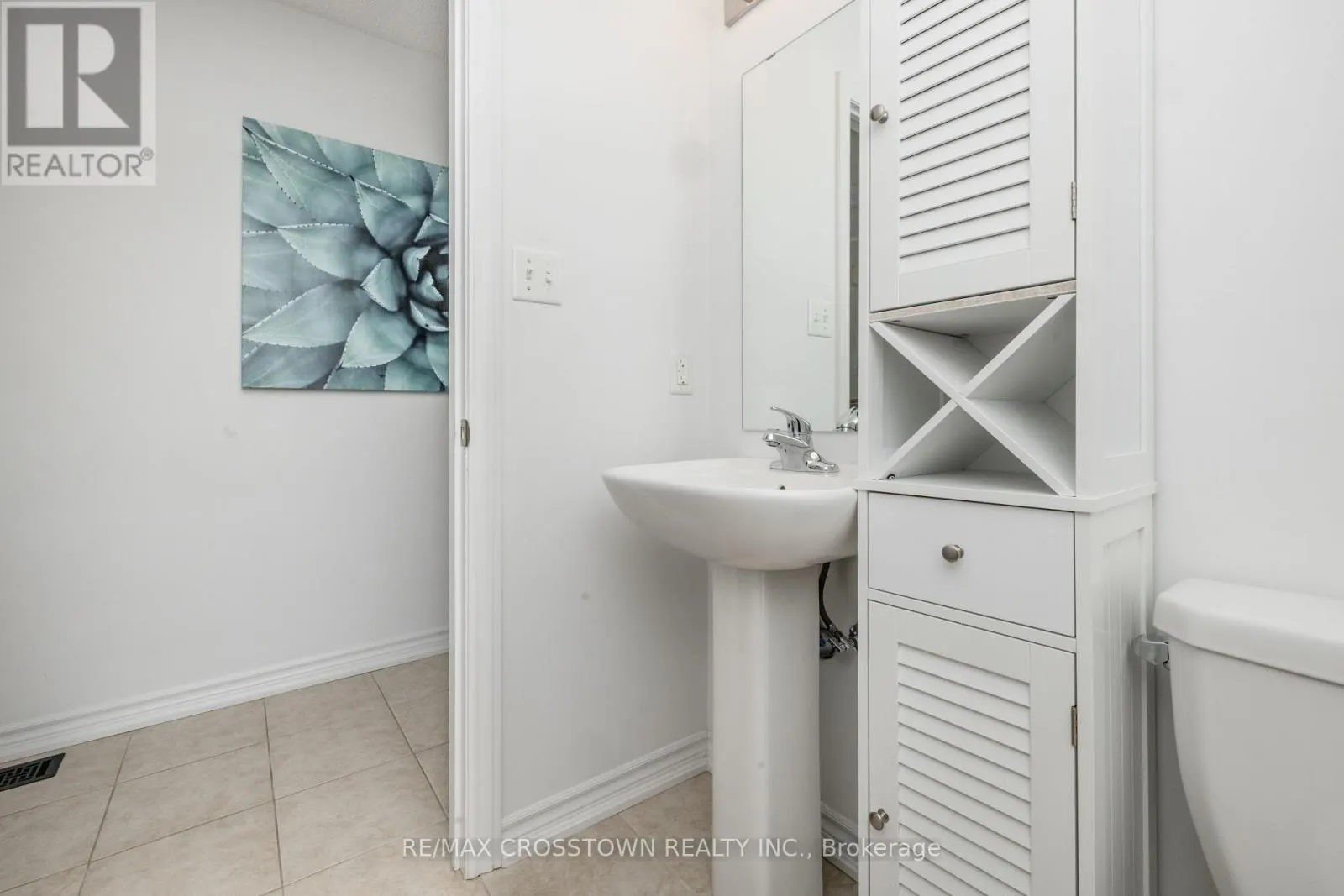 2 - 43 MADELAINE DRIVE