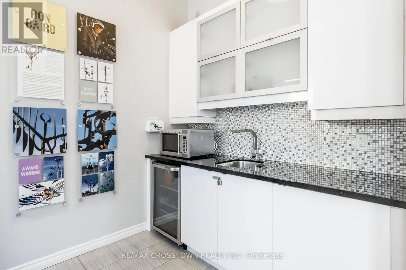 2 - 43 MADELAINE DRIVE