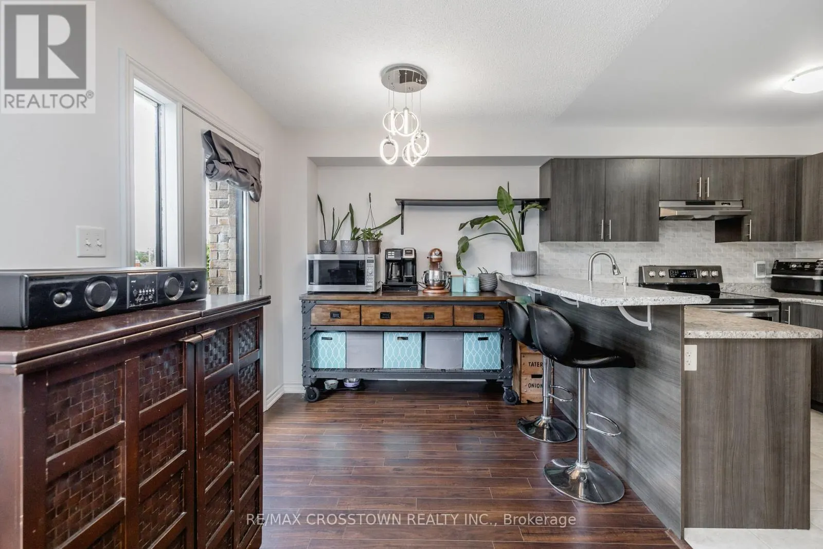 2 - 43 MADELAINE DRIVE