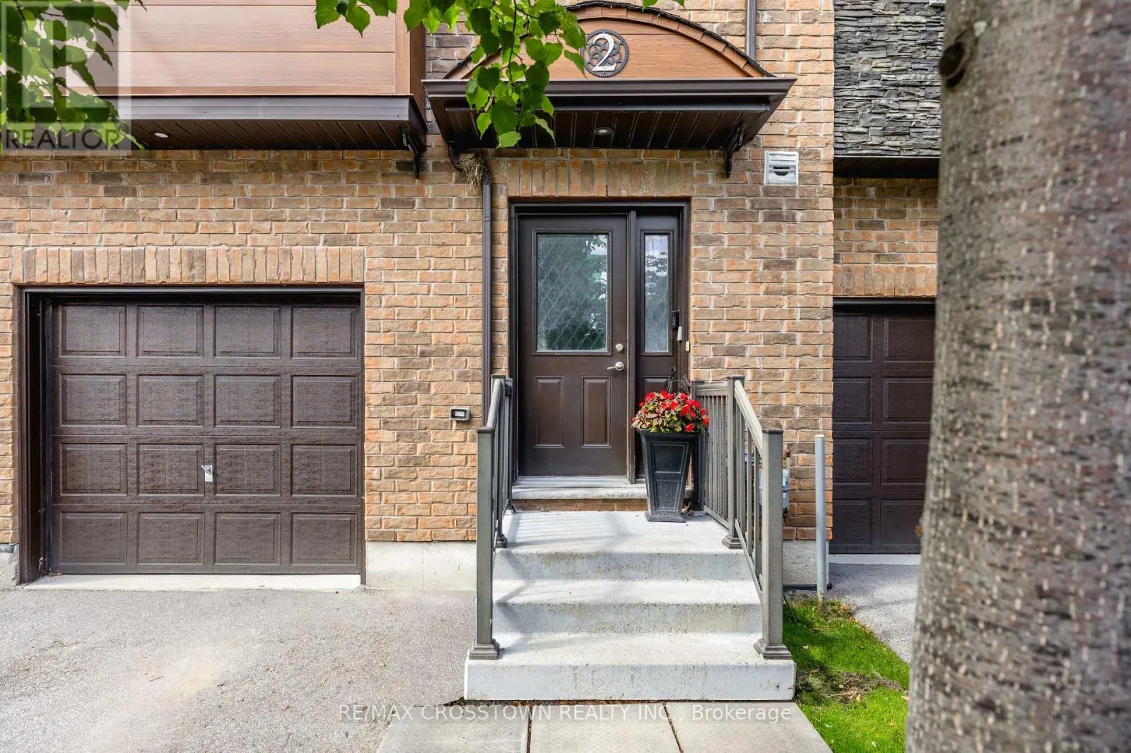 2 - 43 MADELAINE DRIVE