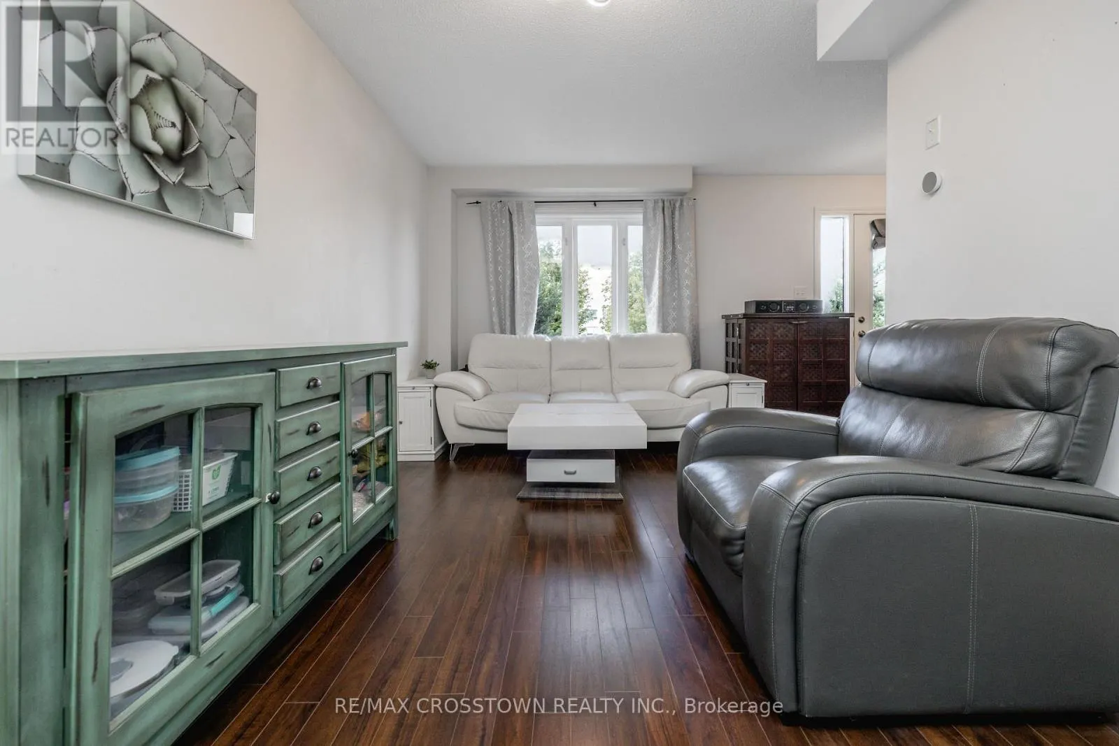 2 - 43 MADELAINE DRIVE