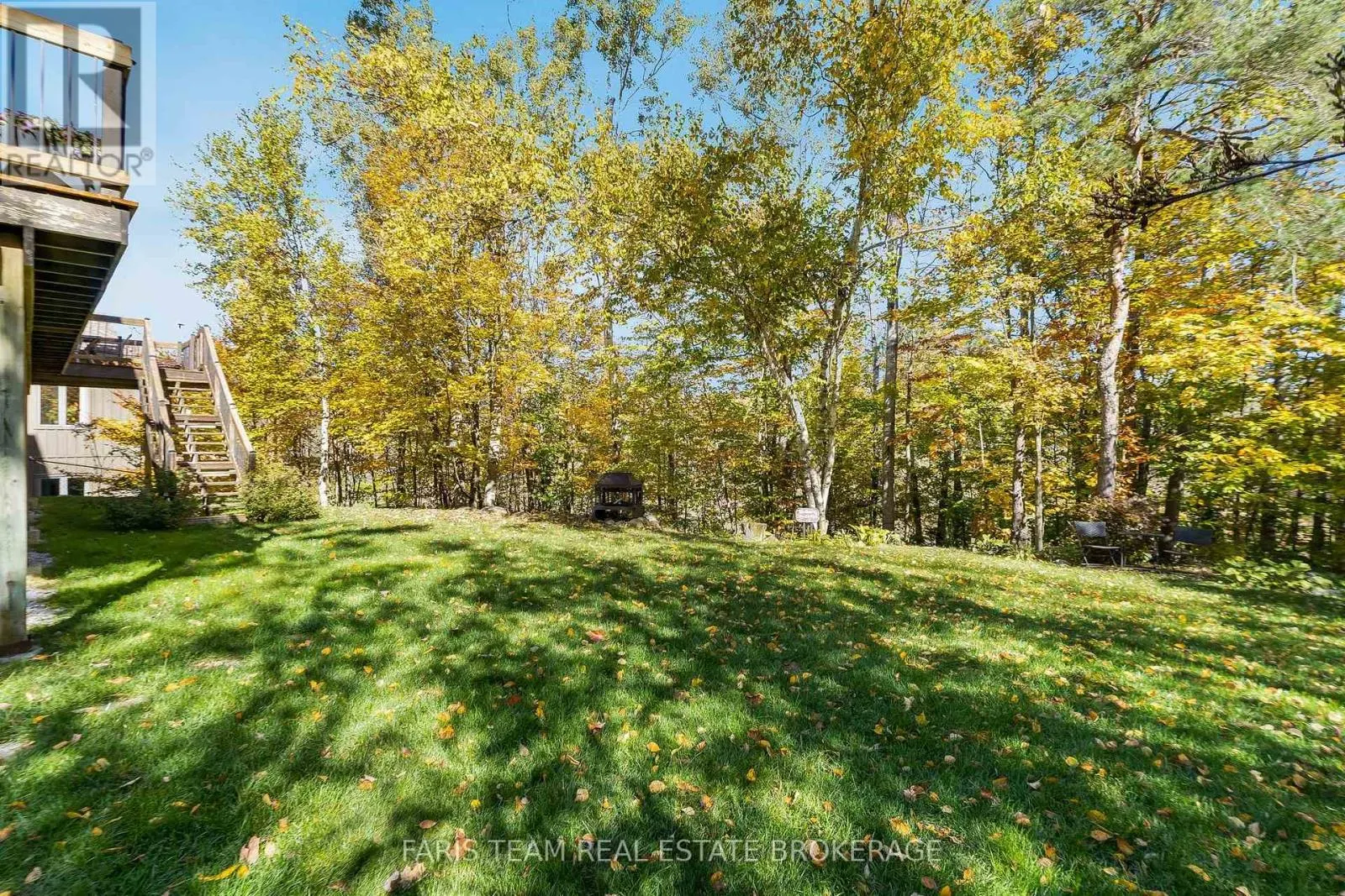 17 BRIDLE PATH