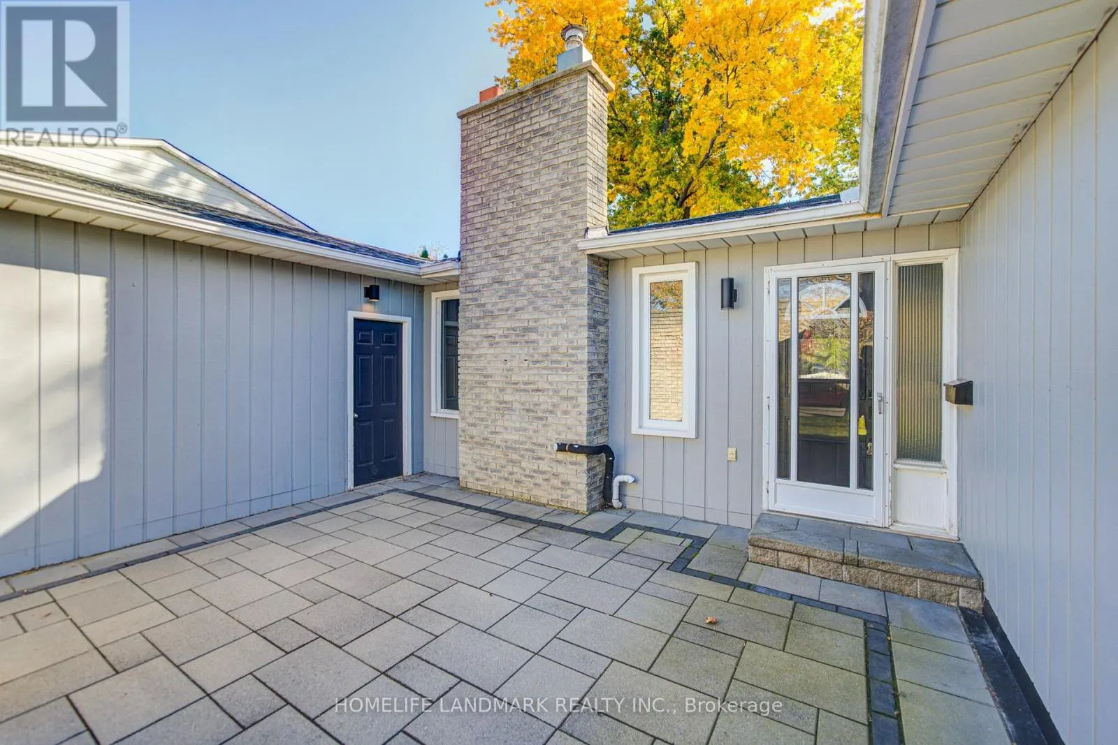 7 HURON STREET