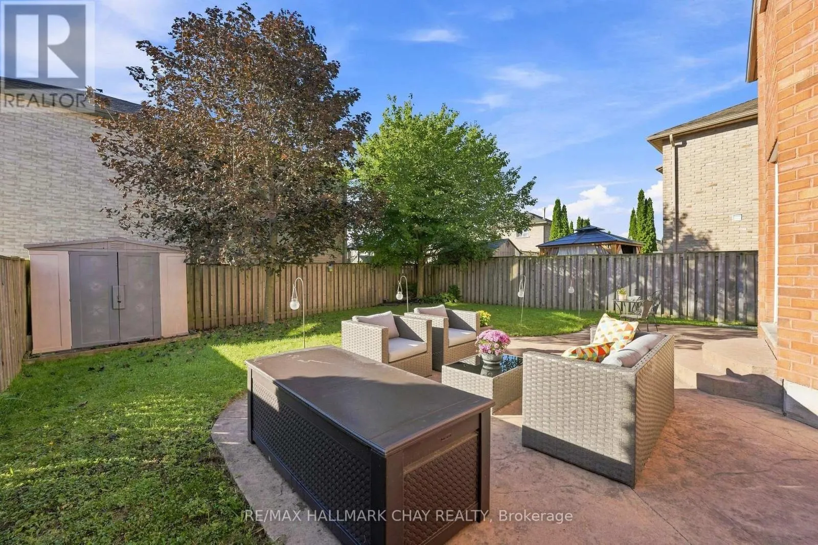 17 SHERWOOD COURT