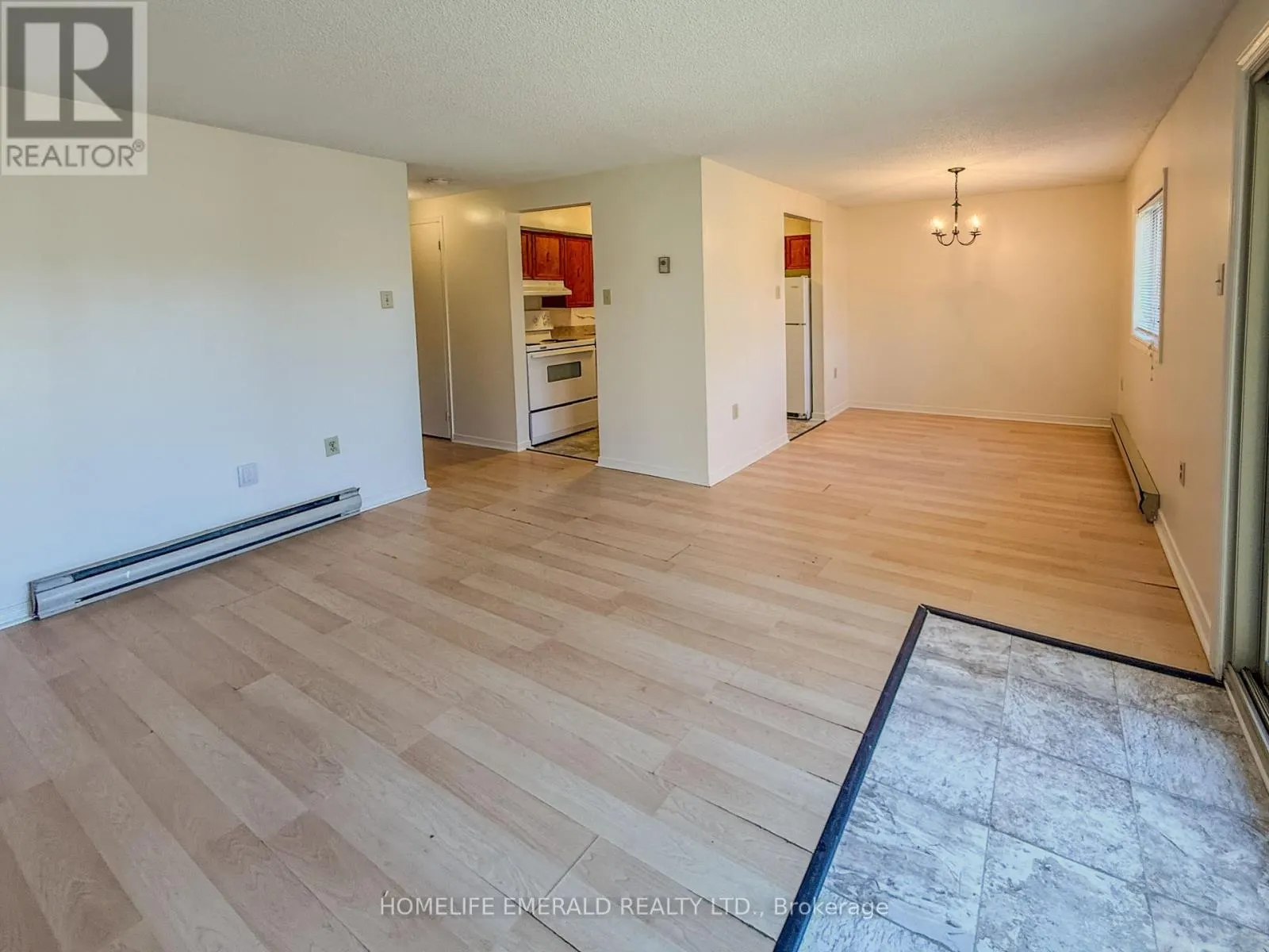 8 - 14 SHADOWOOD ROAD