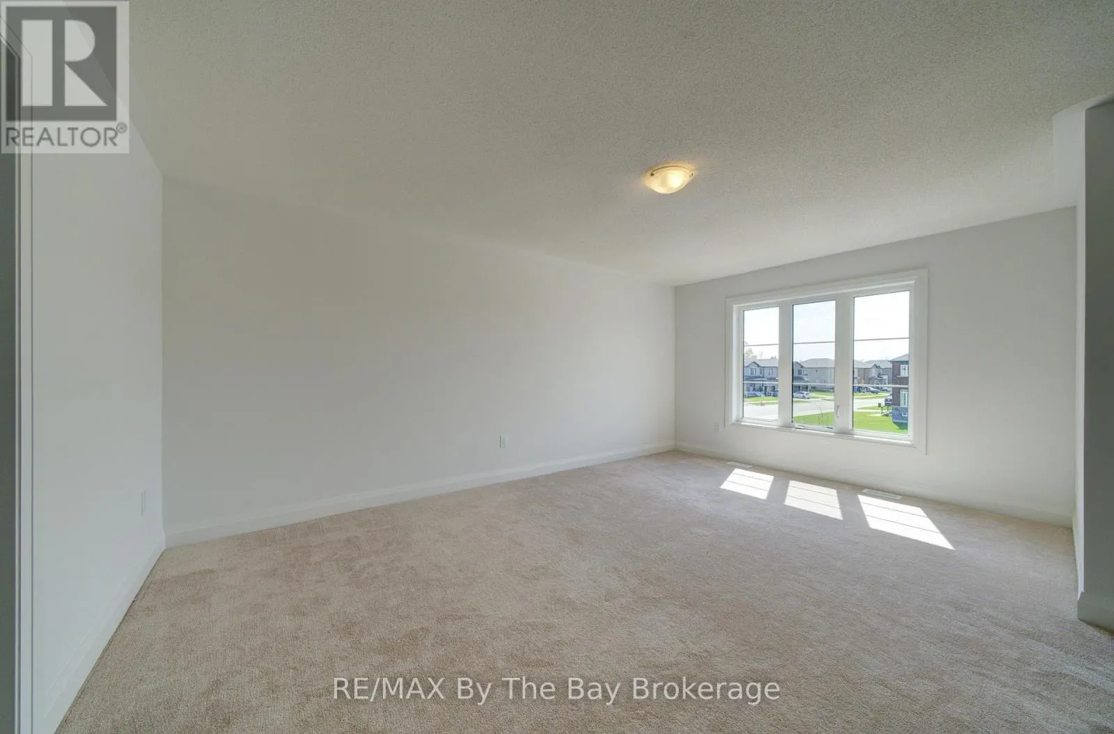 38 AMBER DRIVE