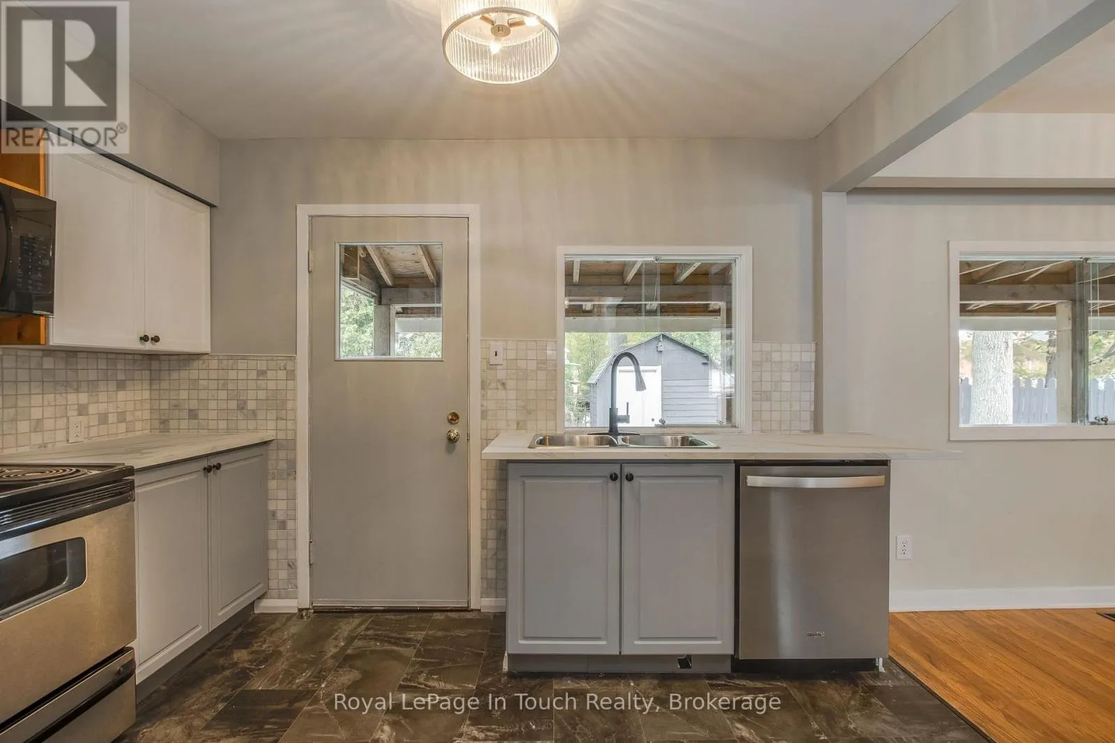 255 EIGHTH STREET