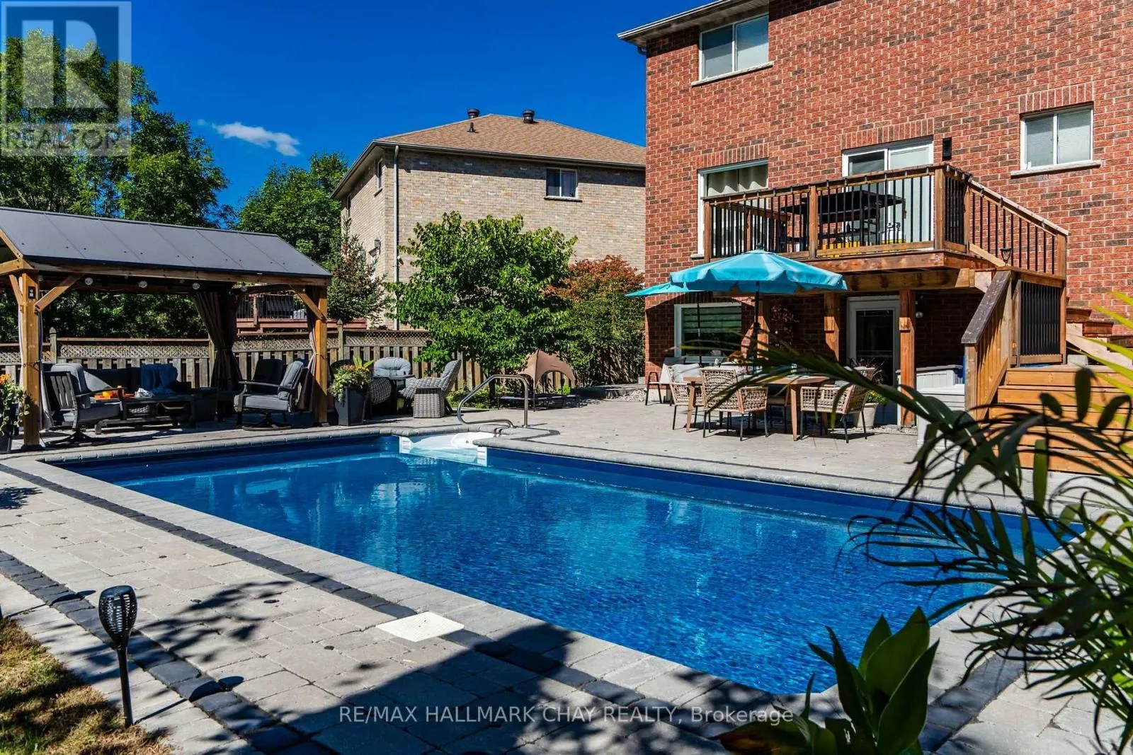 31 MCKENZIE CRESCENT