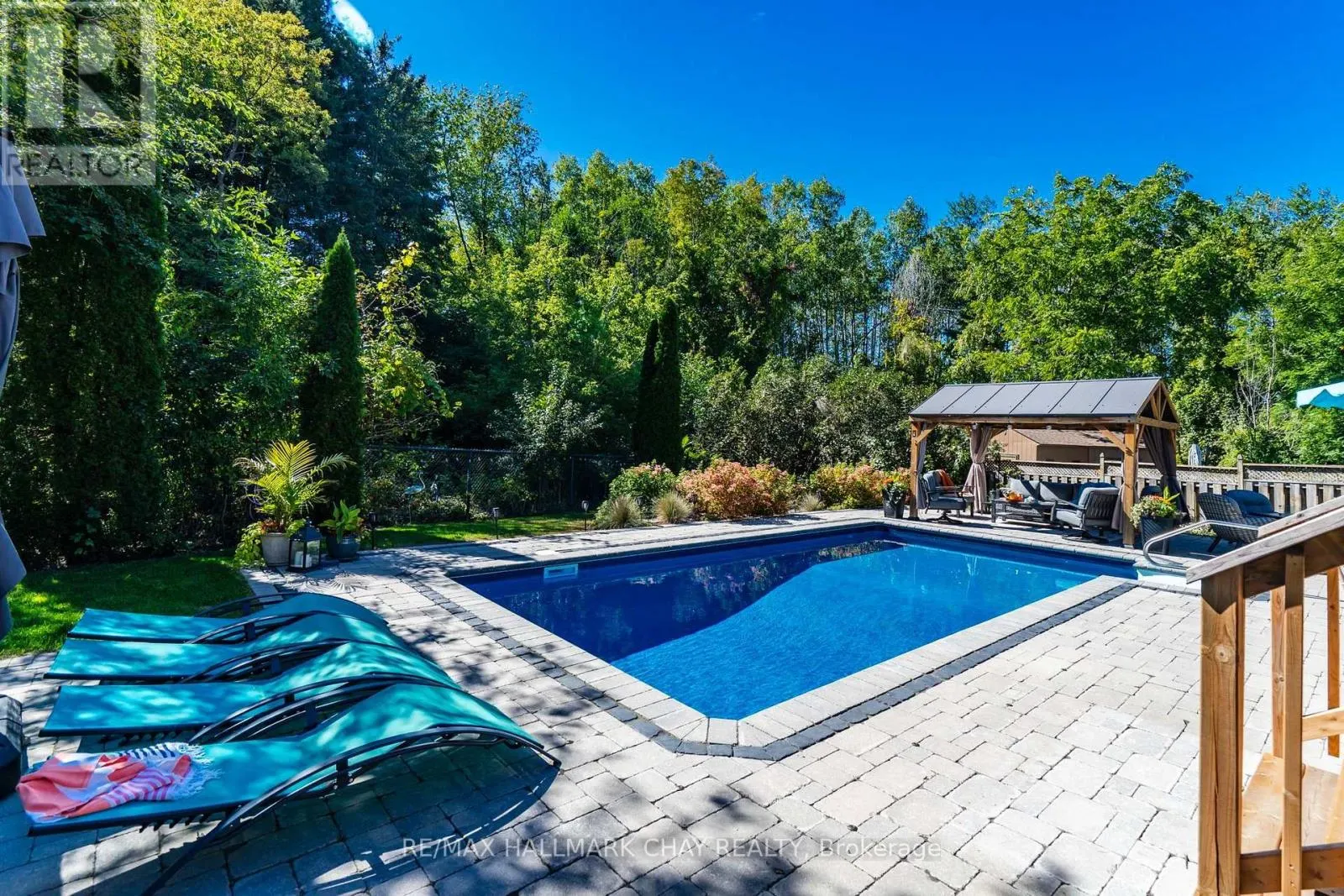 31 MCKENZIE CRESCENT