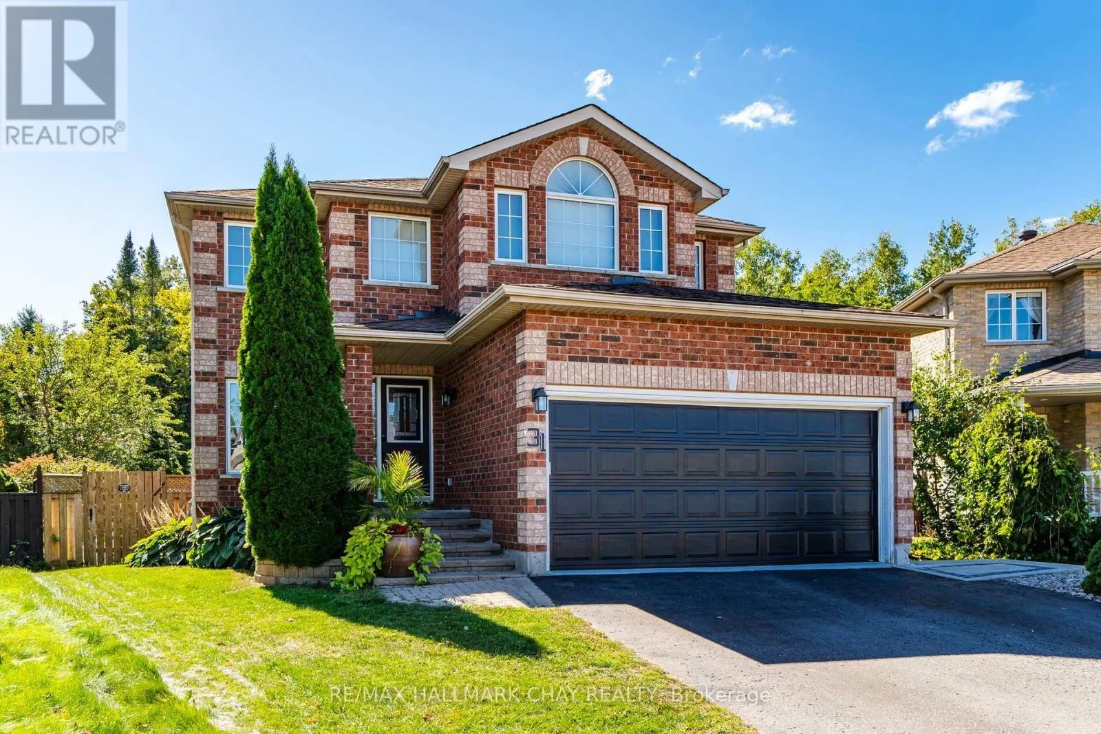 31 MCKENZIE CRESCENT
