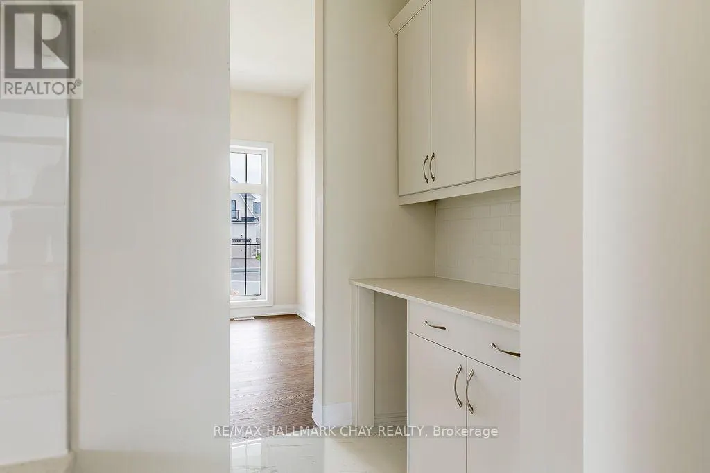 12 PINETREE DRIVE