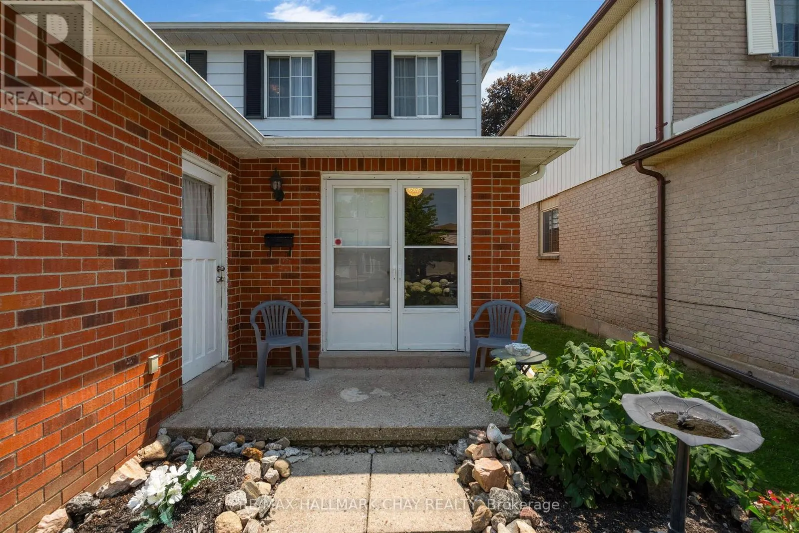 86 TRILLIUM CRESCENT