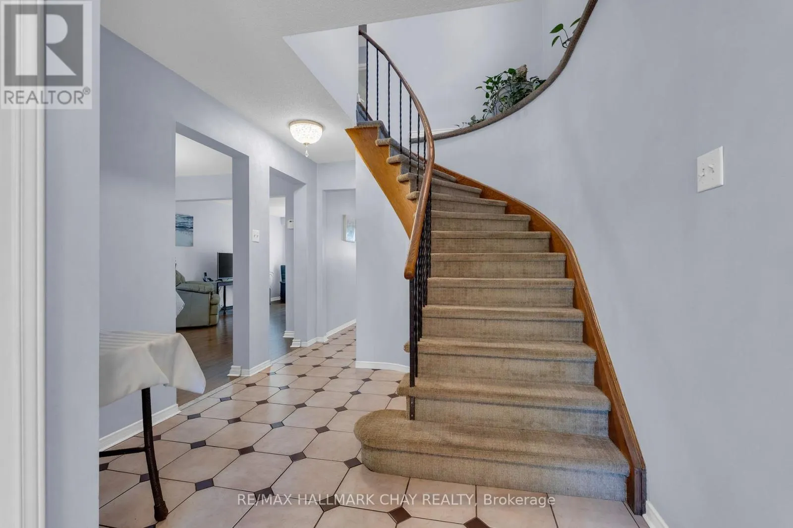 86 TRILLIUM CRESCENT